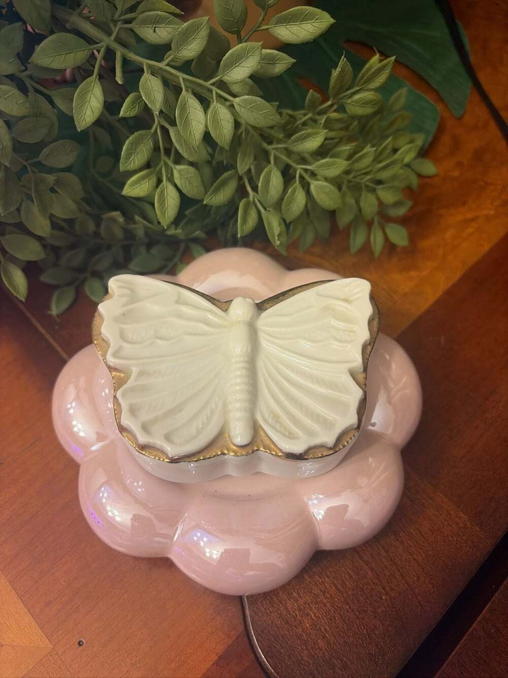 Vintage Irice I.W. Rice & Co. White Porcelain Butterfly Trinket Box with Gold Tr